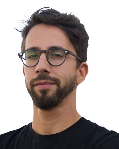 chico-elegante-seguro-tatuajes-posando-balcon-apartamento_74855-27111-removebg-preview